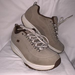 Skechers Shape-Ups 11801 STBR Stone Brown Tan Walking Shoes Women's Size 8.5